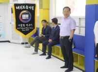 협약식 준비중 _ 회장님들이 병풍